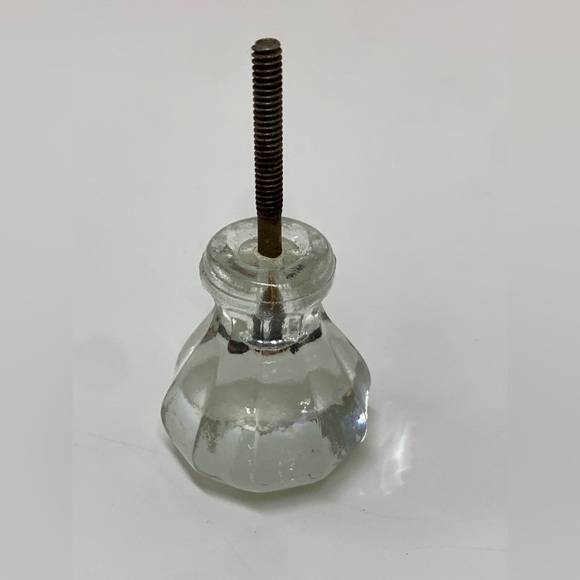 Early 20th Century Antique Clear Glass Faceted 10 Sided Clear Glass Door Knob - Picture 7 of 10